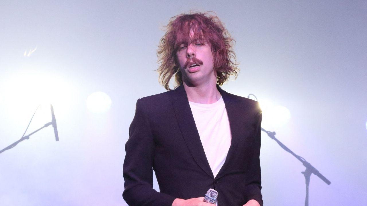 Photo of Johnny Borrell 