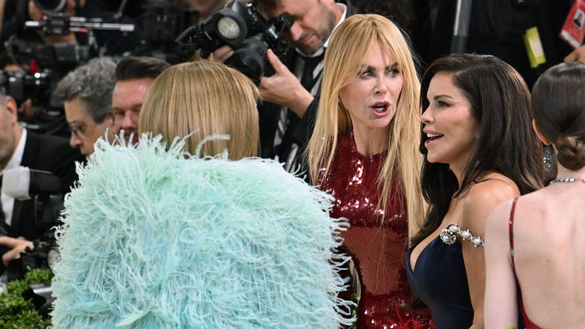 Photo of Lauren Sánchez, Nicole Kidman and Anna Wintour