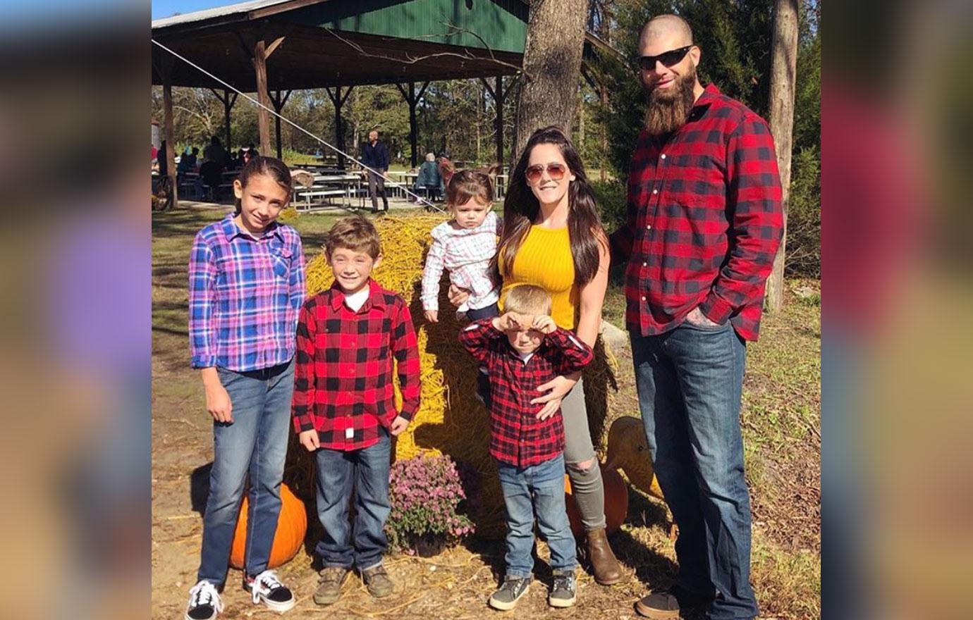 Jenelle’s Horror: Evans & Husband David Won’t Get Kids Back For A Year Or Longer