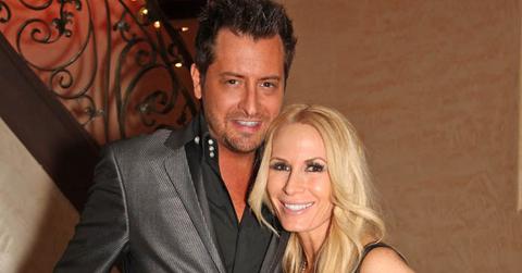 //micahpeggytanous_wide_squ