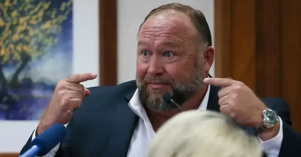 Alex Jones called for Donald Trump to be removed from office.