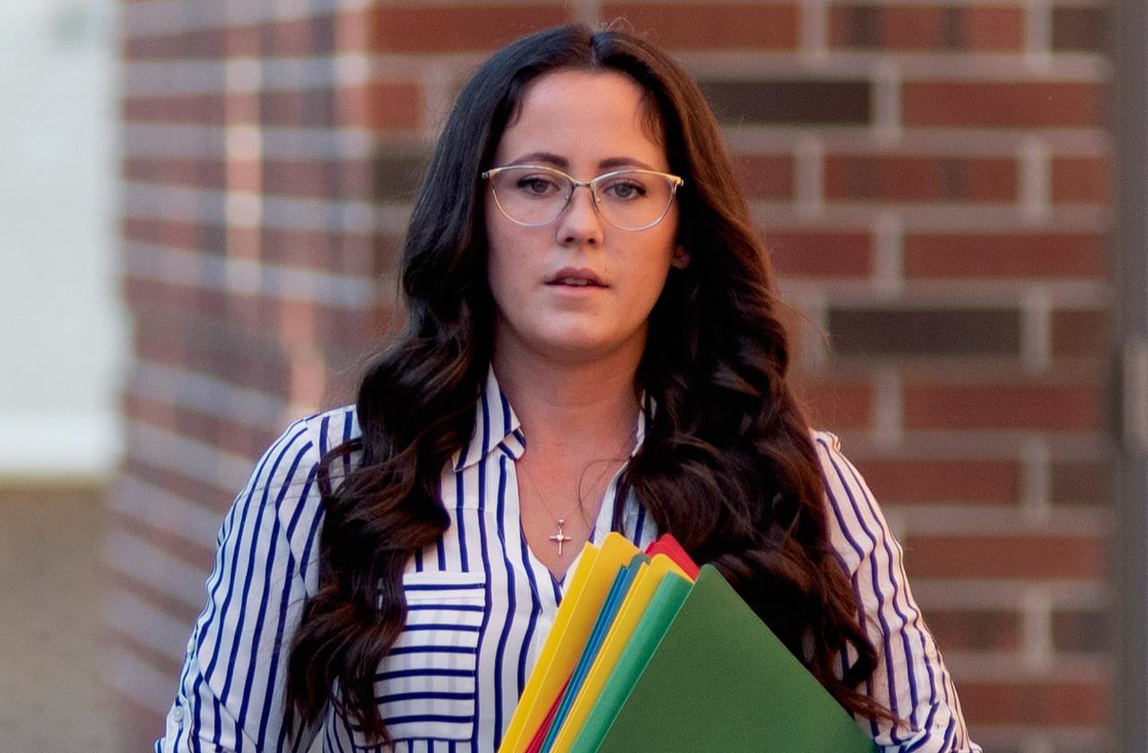 Why They Split: Jenelle Divorces David Because She Can't Make Money In Toxic Marriage