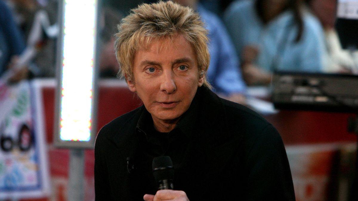 Barry Manilow didn't come out as a gay man until 2017.