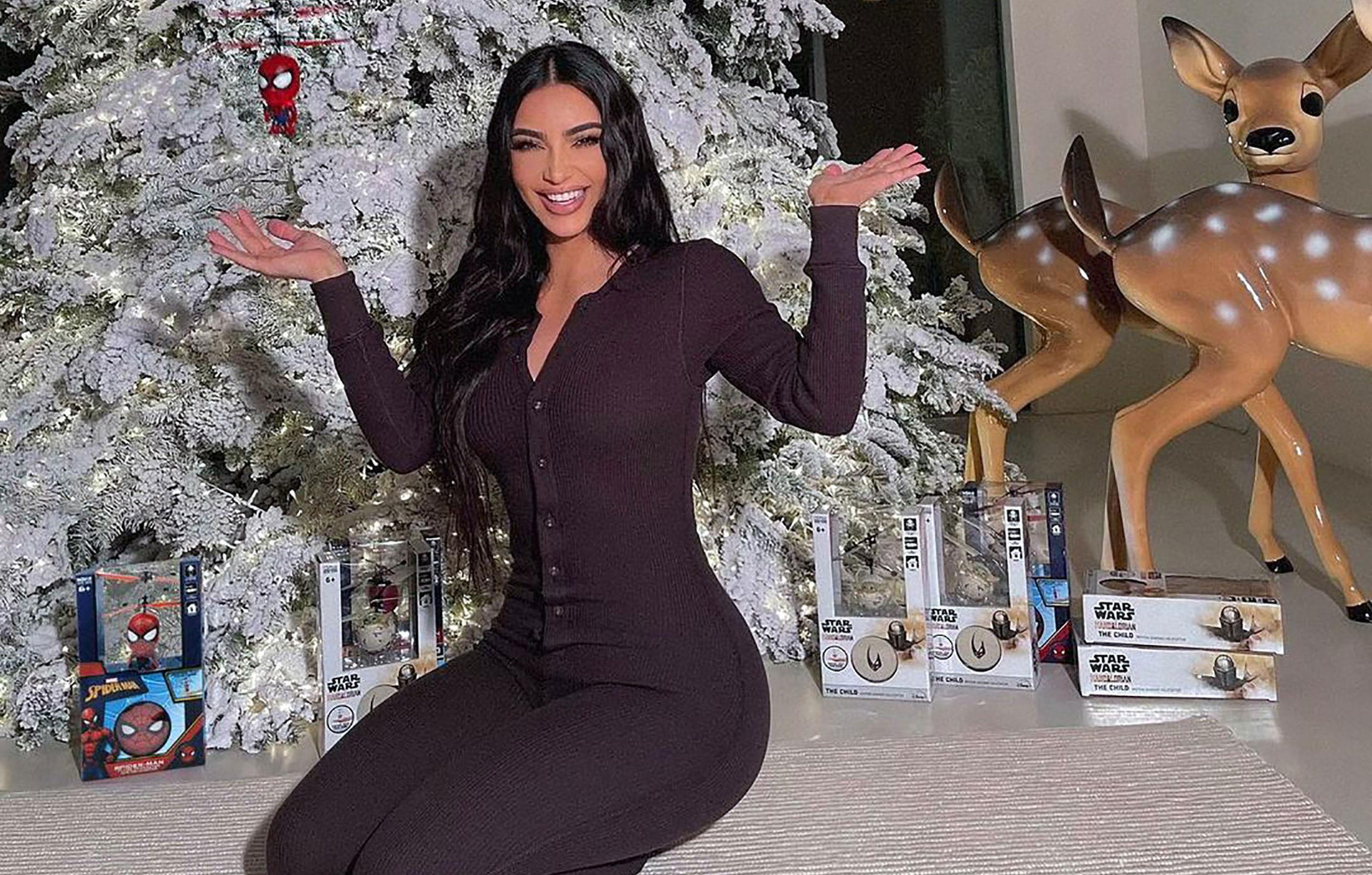 kim kardashian north decorate christmas kanye stocking days after file legally single