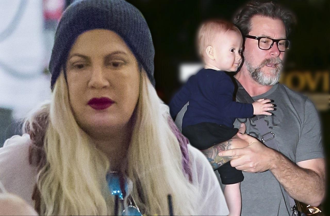 Tori Spelling And Dean McDermott Look Exhausted