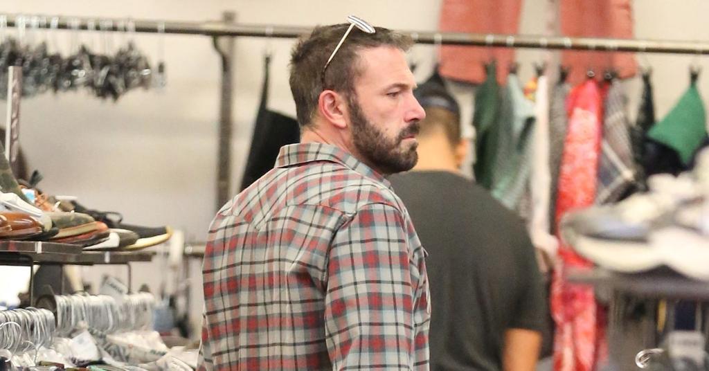 Ben Affleck's Daughter Seraphina, 15, Flaunts Pink Buzz Cut on Family