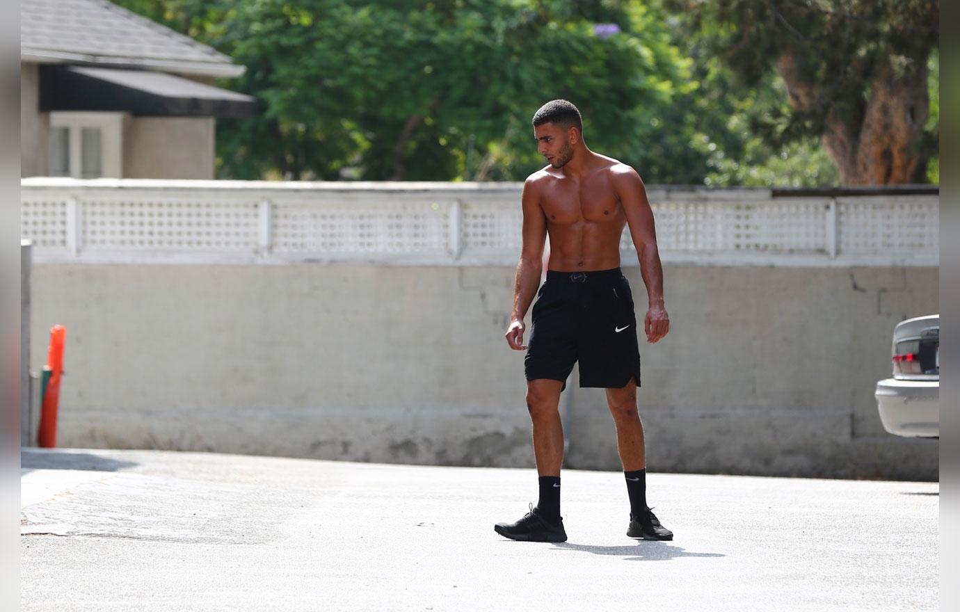 Younes Bendjima Works Up A Sweat At Crossfit