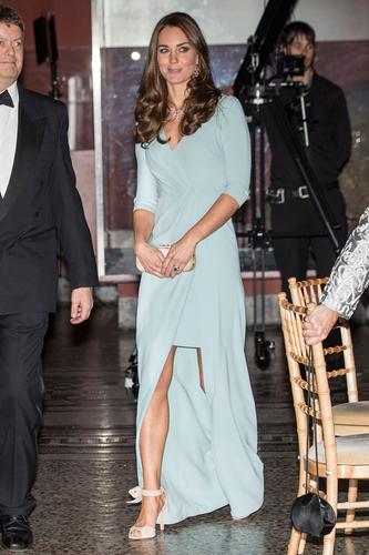 Baby Blue Beauty: Kate Middleton Returns To London’s Limelight, Looking ...