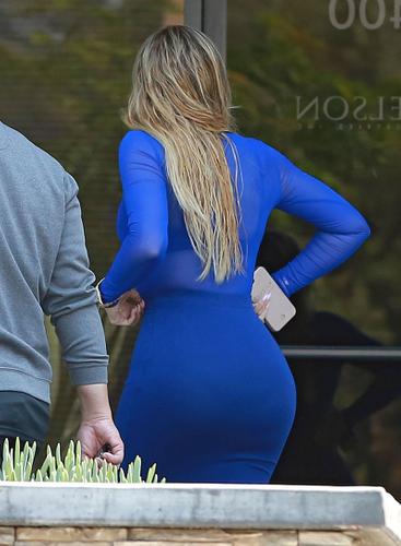 Visible Panty Line Khloe Kardashian Suffers Wardrobe Malfunction In Sheer Dress