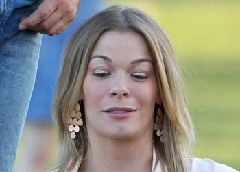 //pp_leannfeudtwitter