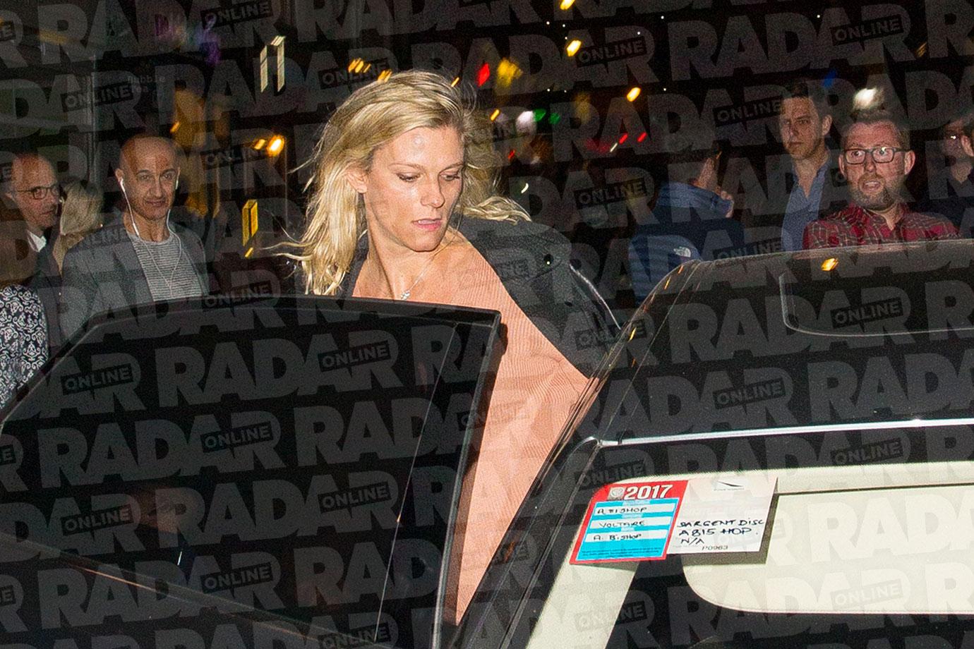 //ben affleck new girlfriend lindsay shookus facts