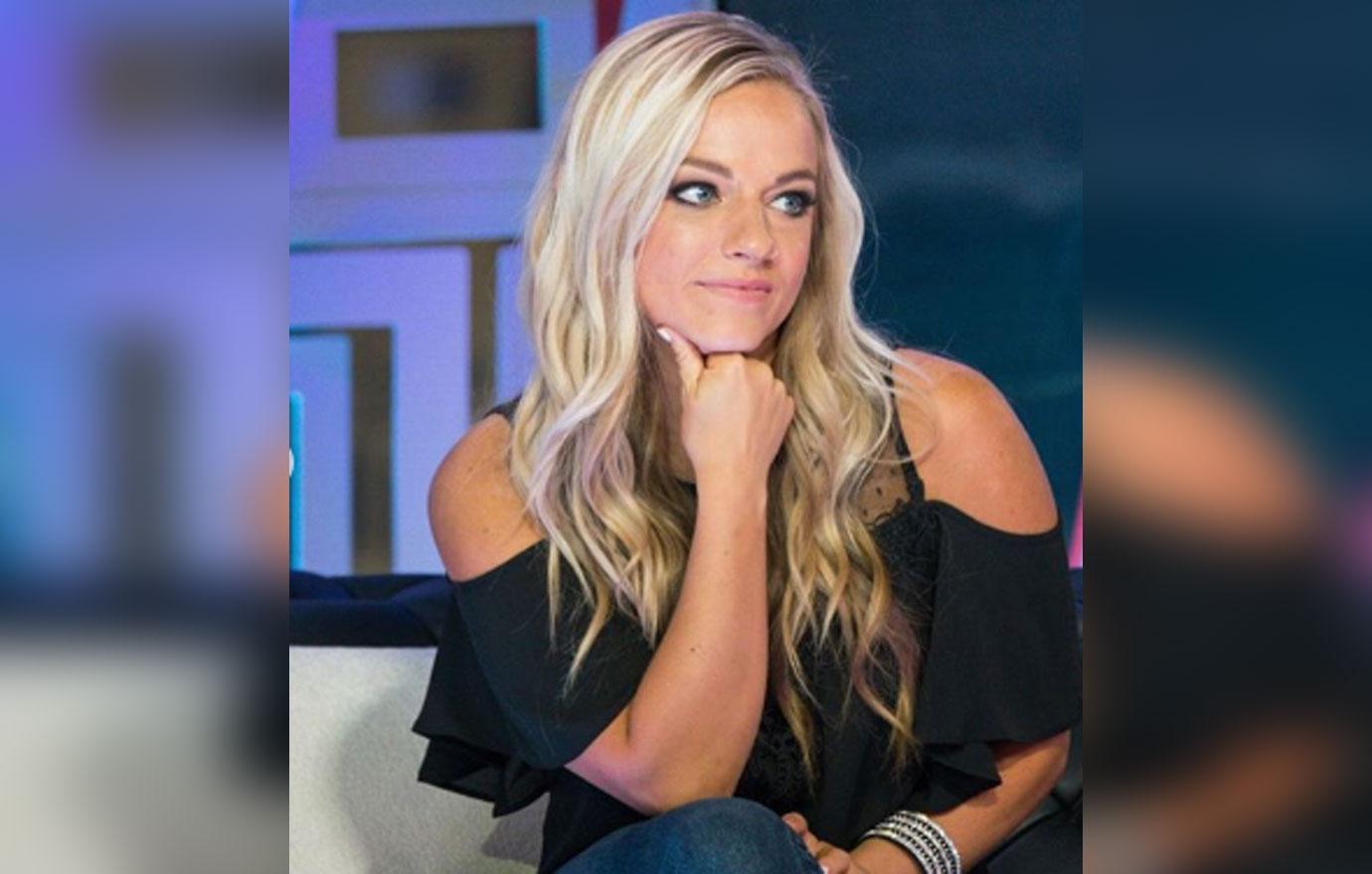 MacKenzie McKee Teen Mom Slams Troll Telling Her Kill Herself