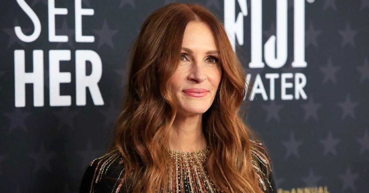 Julia Roberts Sparks Friendship With Long Island Medium Theresa