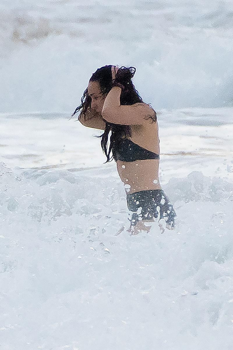 Shirtless Jake Gyllenhaal Gets Wet Wild With Greta Caruso In St