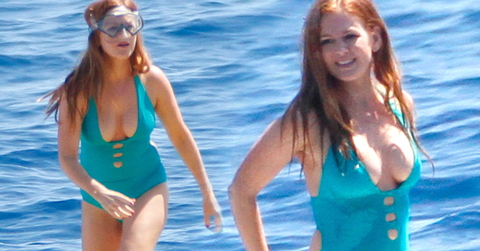 //isla fisher bikini post baby body