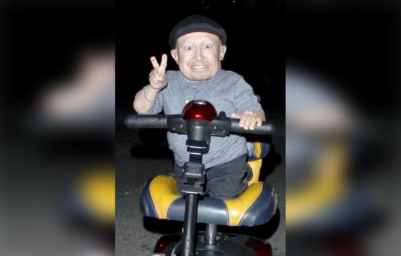 //verne troyer mini me battle addicion sex women