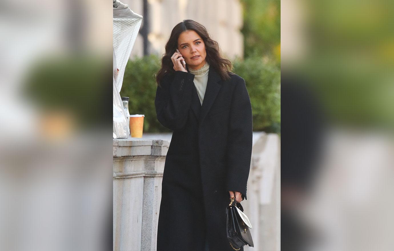 katie holmes sad first photos dumps boyfriend emilio vitolo ulterior motives breakup