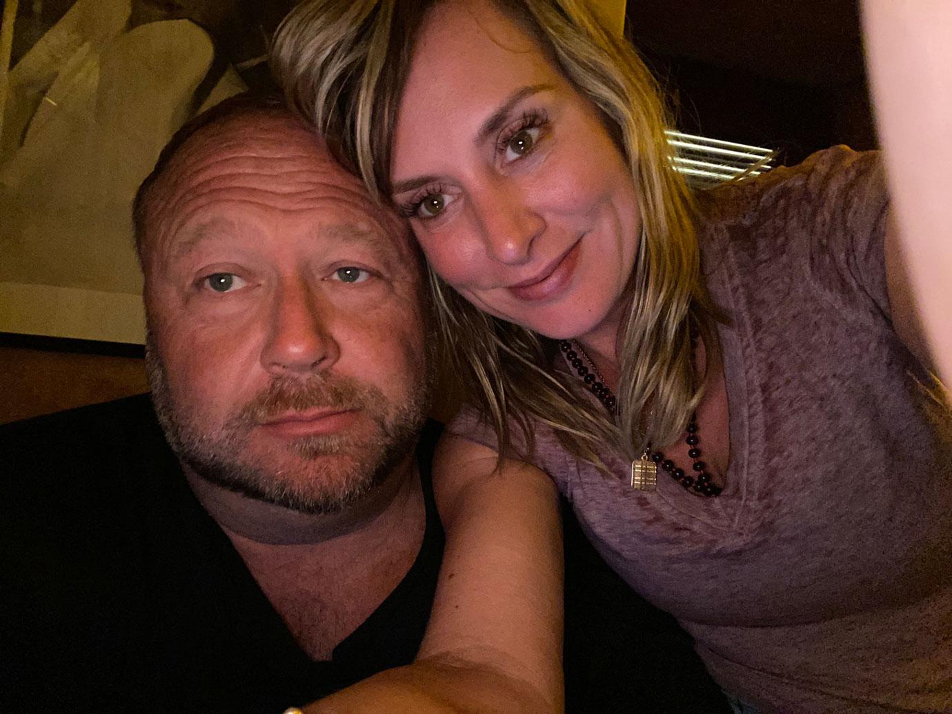 alex jones feared life wife hit him  times child christmas eve arrest