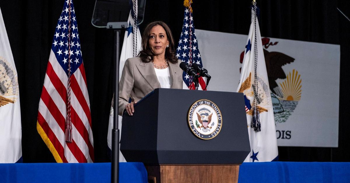 kamala harris repeats word seriously amid highland park statement