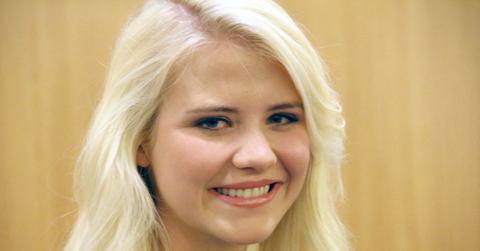 Elizabeth Smart has evolved from a kidnap victim into a bodybuilding powerhouse, redefining strength and resilience.