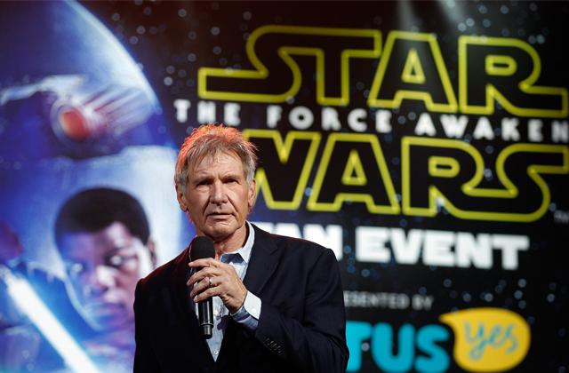 //harrison ford lands wrong runway pp