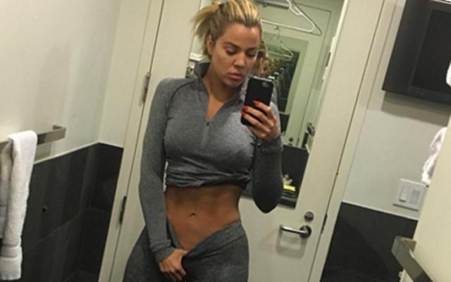 Khloe Kardashian Photoshop ABs