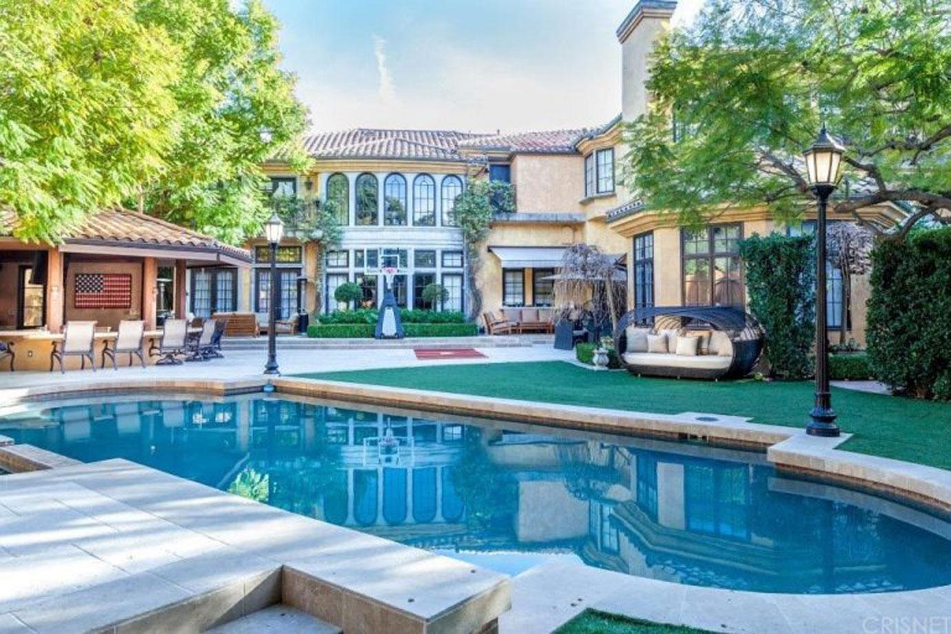 //charlie sheen house photos beverly hills sale mansion