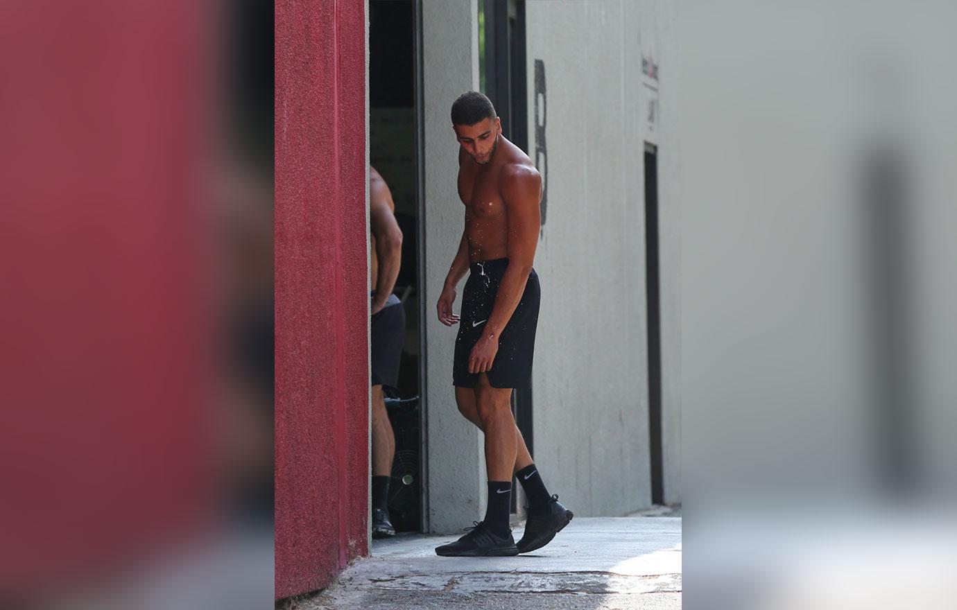 Younes Bendjima Works Up A Sweat At Crossfit