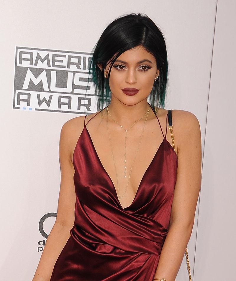 //Kylie Jenner Boob Job Breast Augmentation