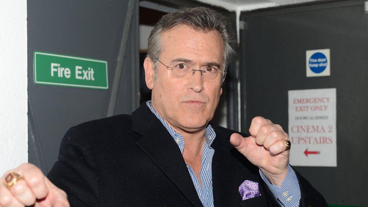 Photo of Bruce Campbell 
