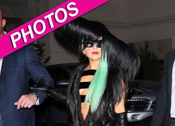 //lady gaga hairy splashnew