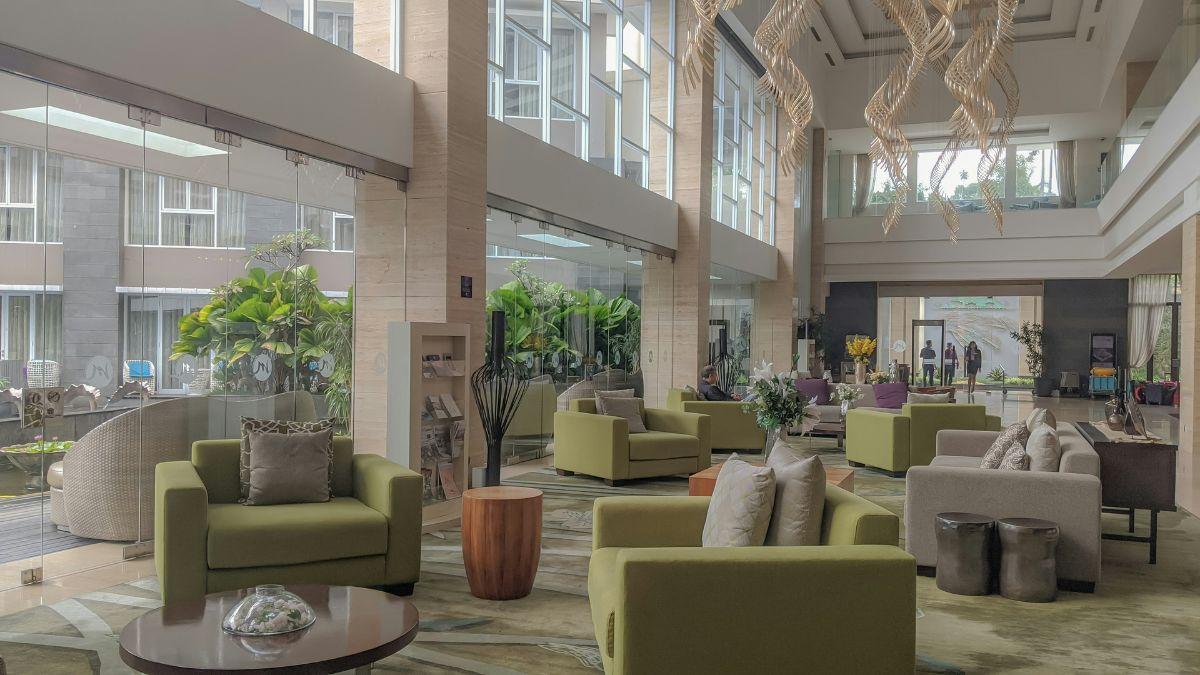 Photo of a hotel lobby