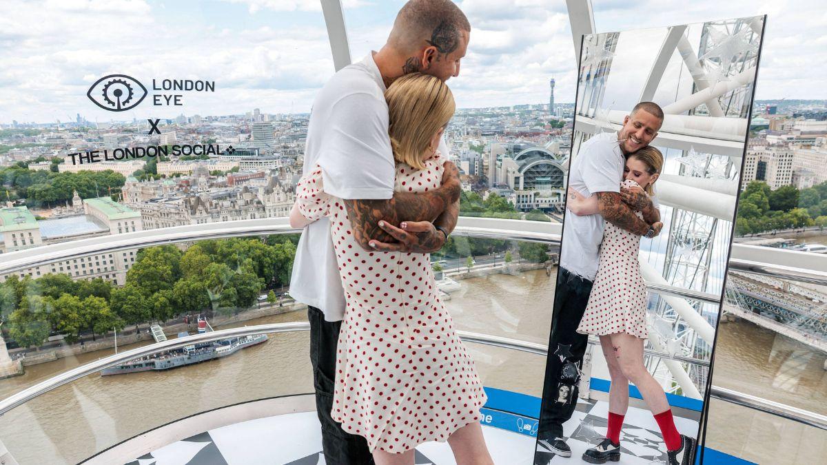 Kelly Osbourne hugged her tattoo artist after the session.