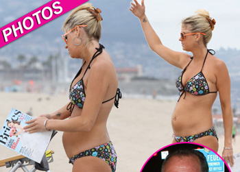 //kate major baby bump michael lohan