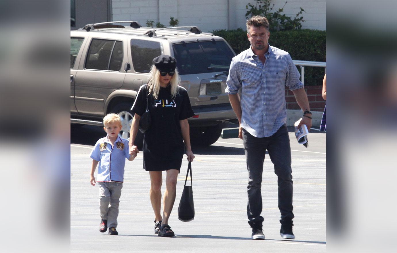 fergie divorce josh duhamel split son axl church pics