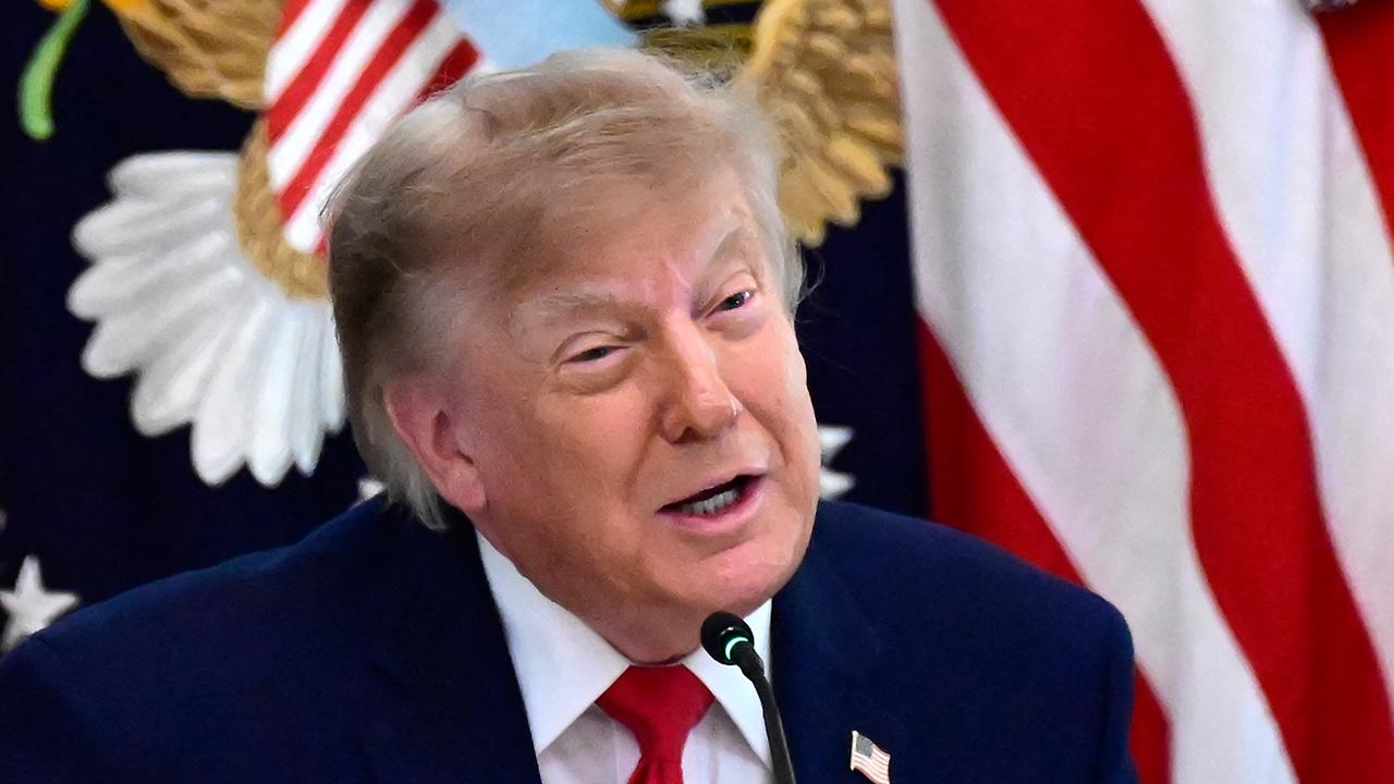 Trump has been observed stumbling over his words during stump speeches.