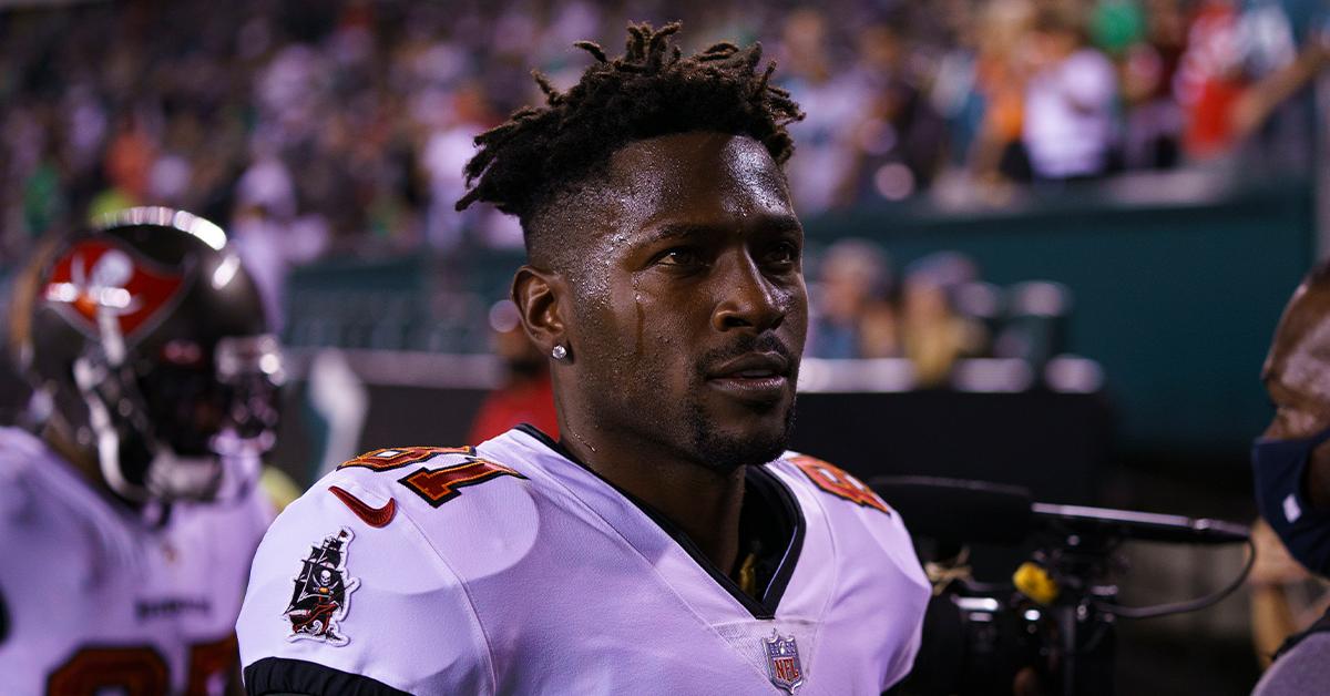 NFL star Antonio Brown snuck woman into his hotel room the night