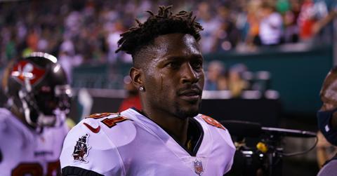 antonio brown allegedly offered onlyfans model k silent positive covid test sneaking hotel night before game pp