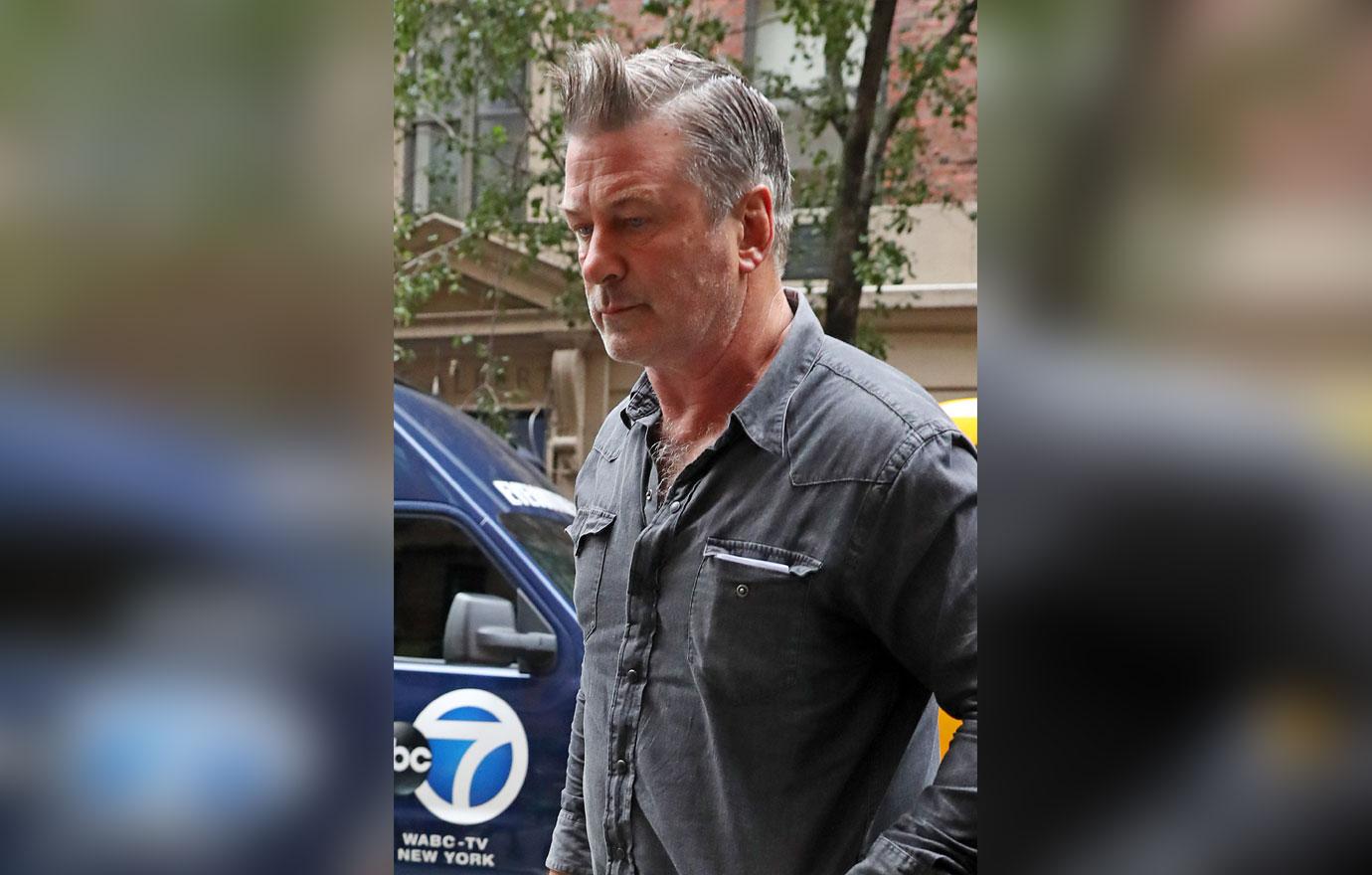 Alec Baldwin Returns Home After Arrest Denies Punching Man