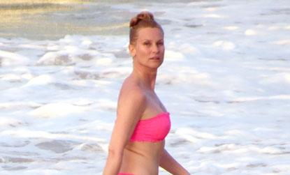 //nicolette sheridan bikini