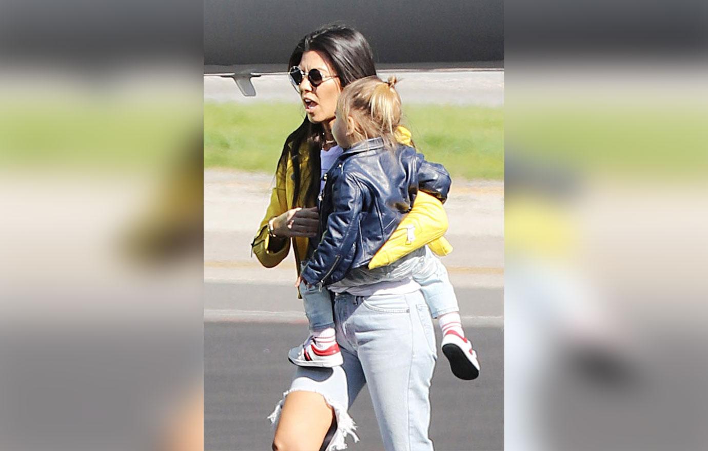 //kylie jenner tyga son khloe kardashian family private plane costa rica