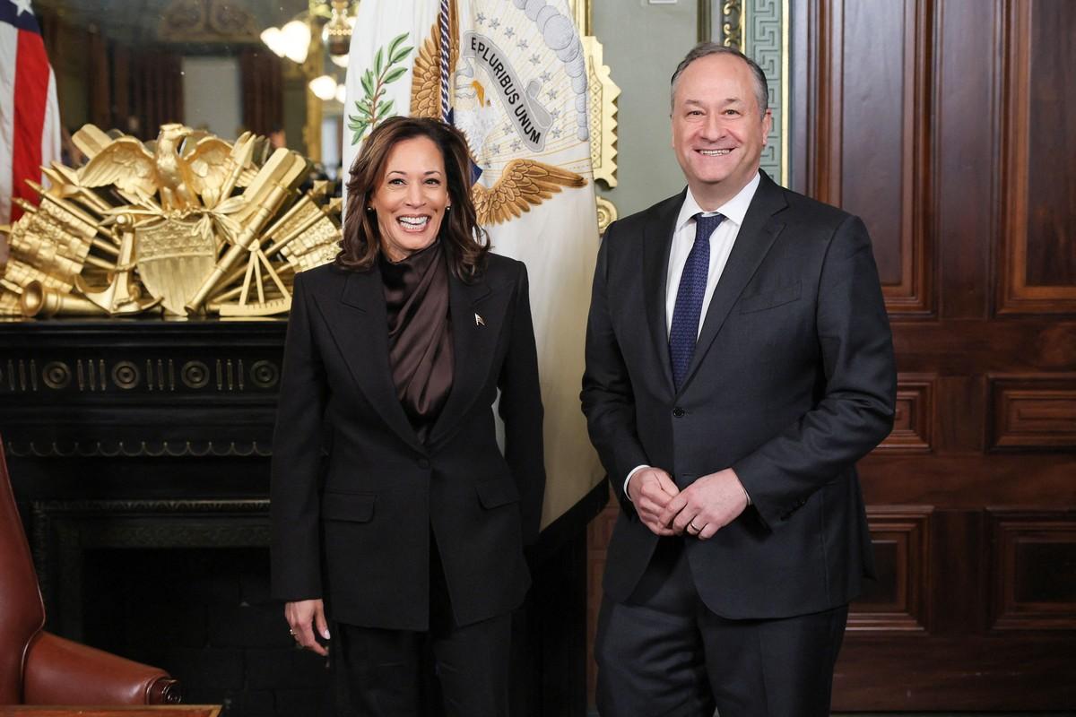 Insiders claimed Kamala Harris' 2024 election loss to Donald Trump placed added strain on her marriage to Doug Emhoff.