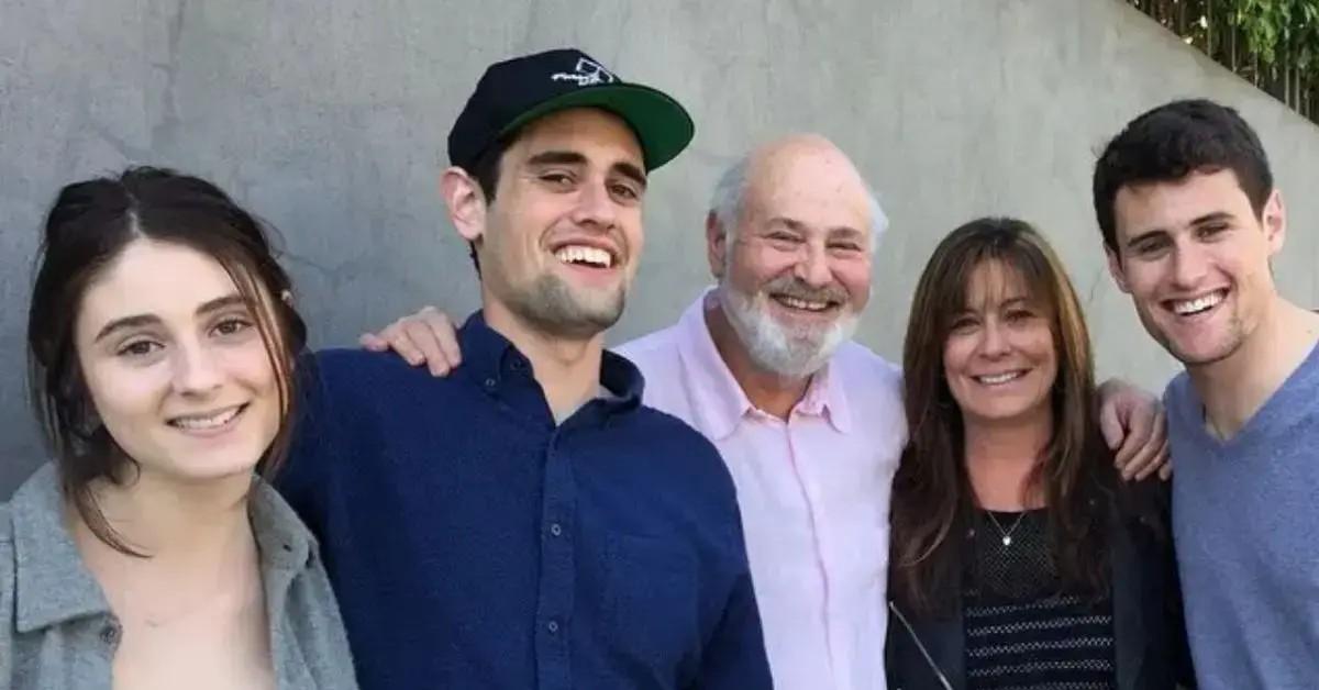 Photo of Romy, Nick, Jack, Rob and Michele Reiner