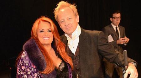 //winona judd husband cactus accident pp