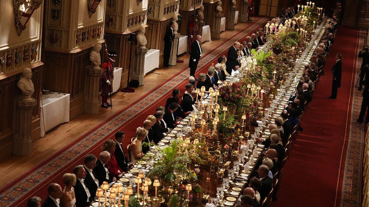 Photo of Windsor Castle banquet hall
