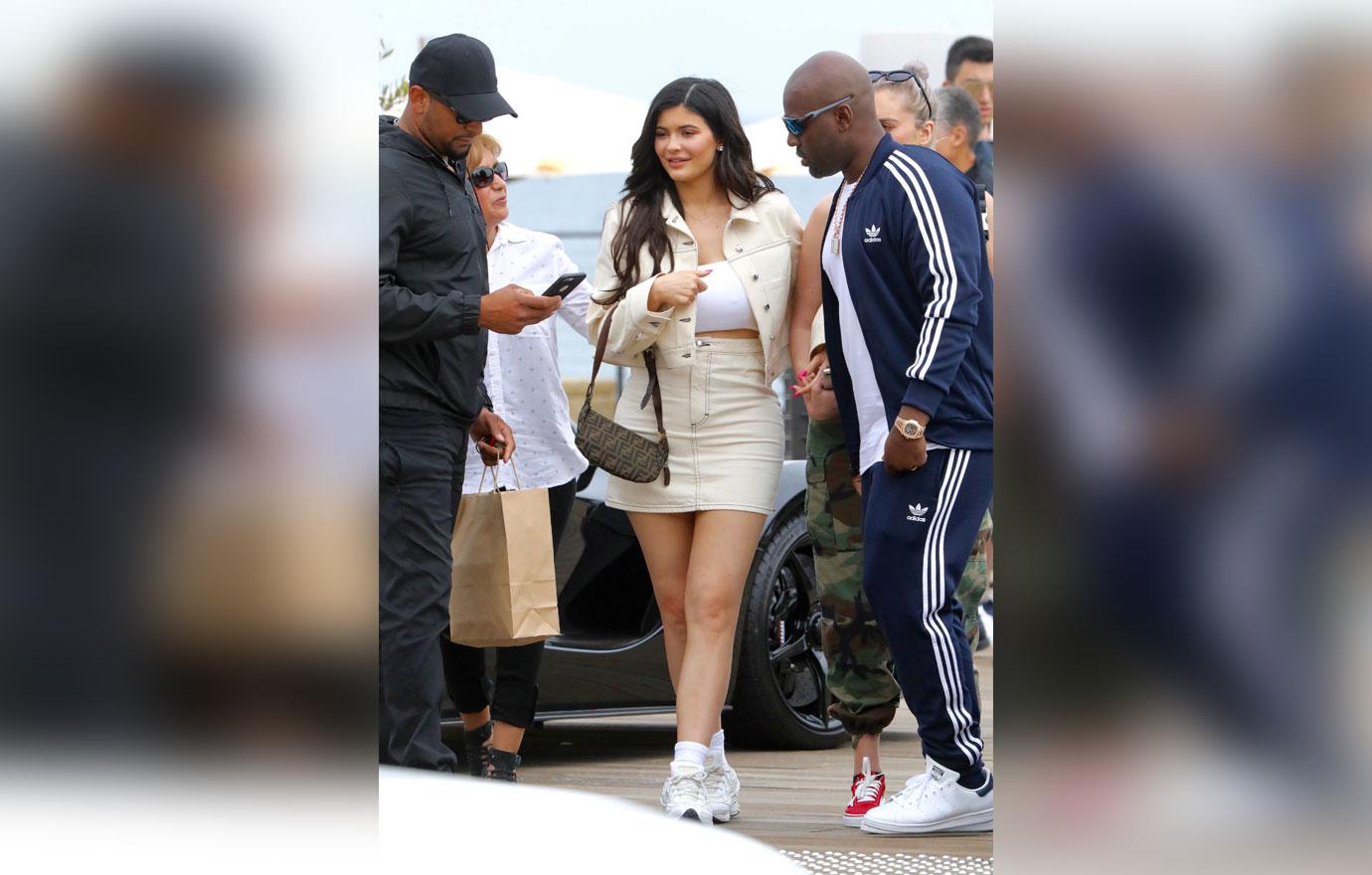 //kylie jenner diet post pregnancy body