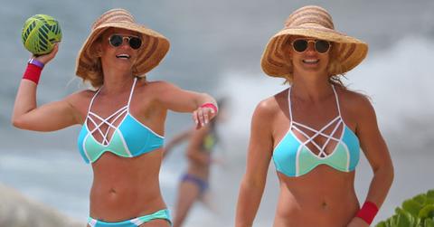 //britney spears bikini body abs boobs