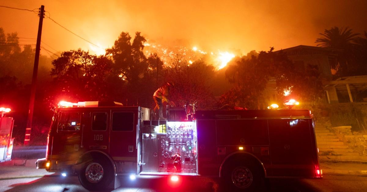 los angeles wildfires increasing winds ground firefighting aircraft climate scientists warn worst yet to come