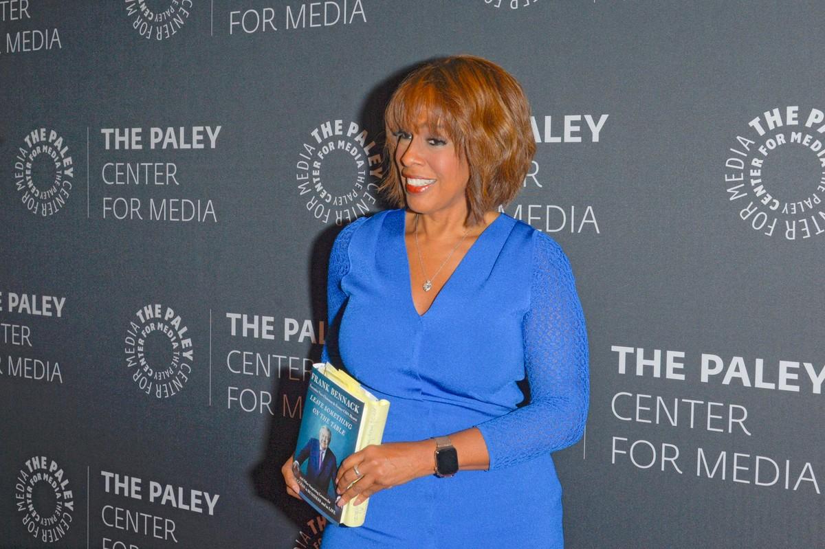 Insider said Gayle King is balancing ties to David Ellison while maintaining relationships with friends like George Clooney and Beyoncé.