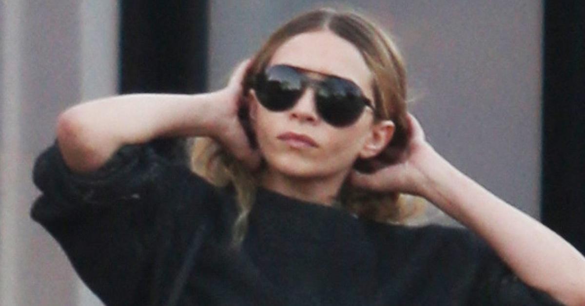 Ashley Olsen Breaks Cover After Secretly Welcoming Son Otto - Vimarsana News